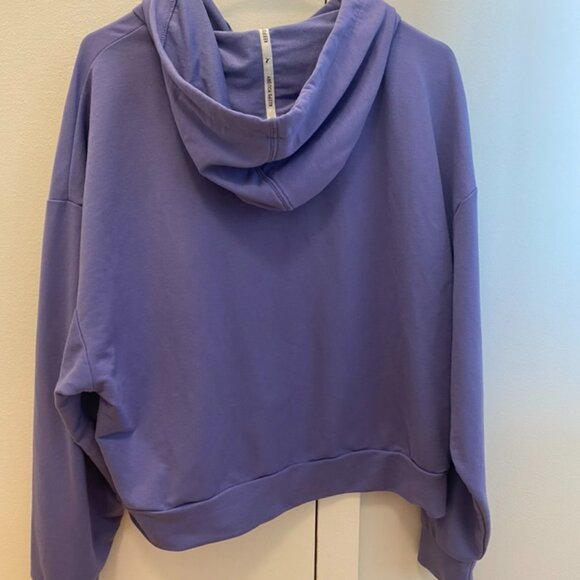 Puma Keeps You Dry Hoodie Womens Size L Purple Hooded Pullover Sweatshirt - Picture 2 of 3